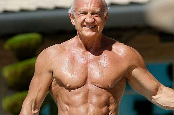 В 60 лет Джеффри Лайф стал пожилым и растолстел, но в 78 лет он атлет!