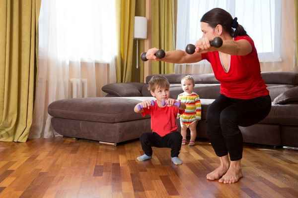Домашняя гимнастика для детей: Тренировки сына Саши, детское ожирение